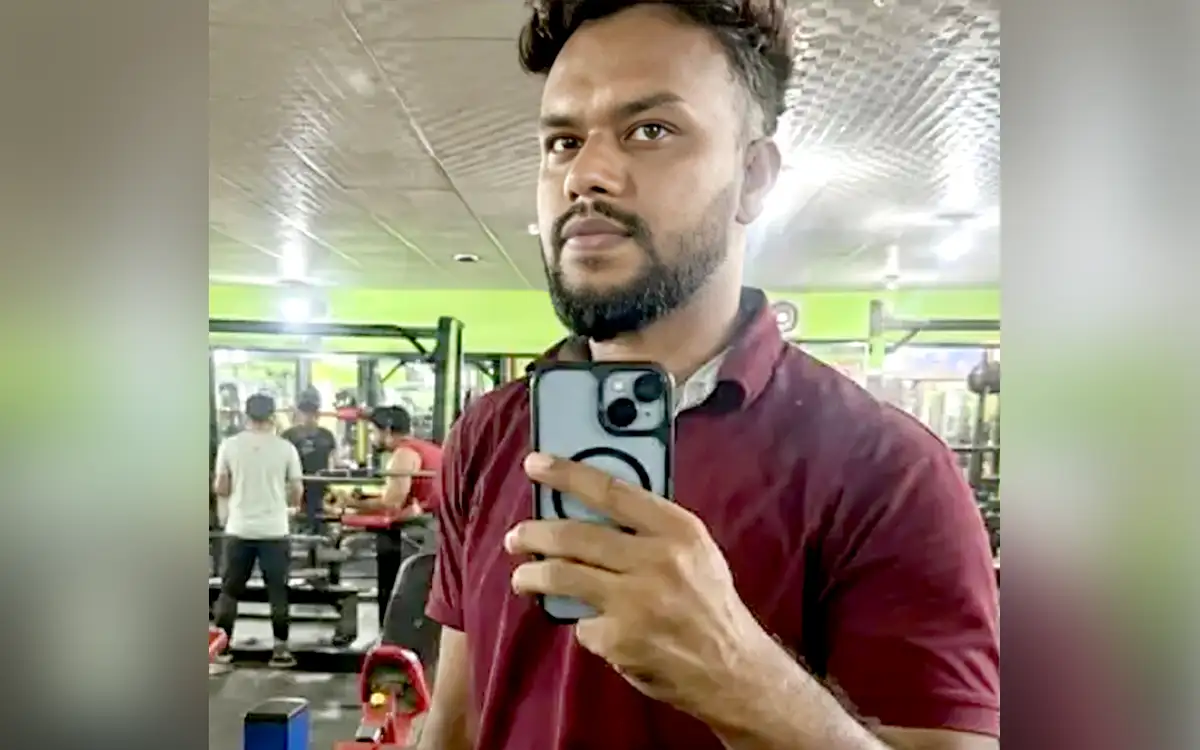 মোটরসাইকেল ‘ট্রায়াল’ দিতে নিয়ে পালানোর চেষ্টা, পুলিশ কন...
