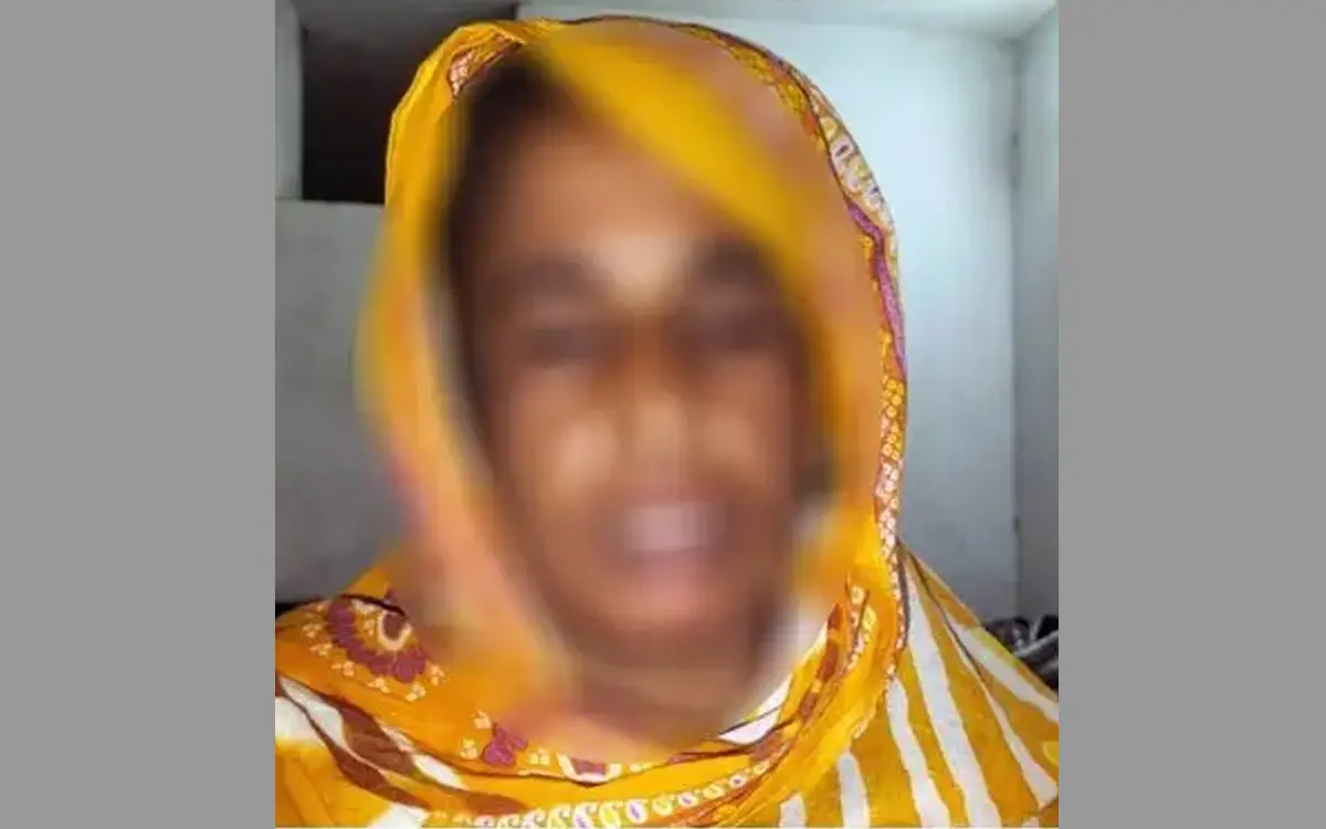ধুনটে ফ্যামিলি কার্ডের নামে টাকা নেওয়ার অভিযোগ, নারী আটক