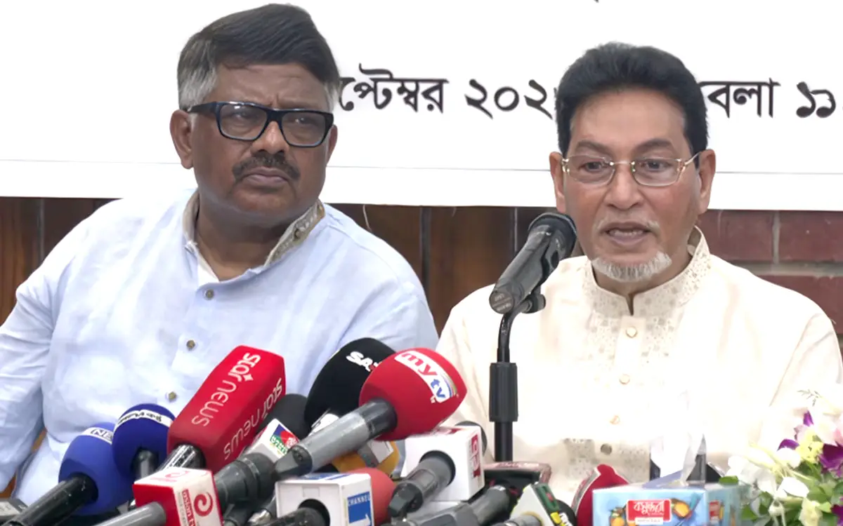 ভারতের সঙ্গে বিগত সরকারের ১০১ চুক্তি পর্যালোচনা করছে সরকার: চিফ হুইপ