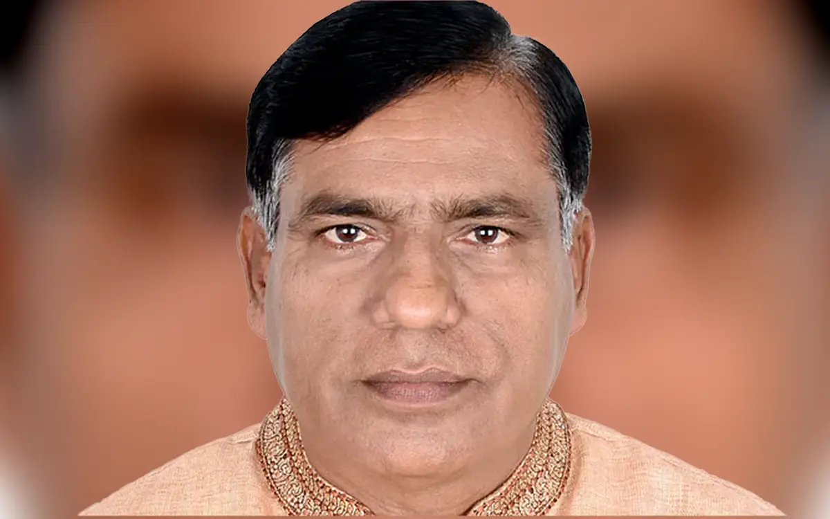 ভারতে যাওয়ার চেষ্টাকালে দর্শনা সীমান্তে মেহেরপুর জেলা আ.লীগের সাধারণ সম্পাদক গ্রেফতার
