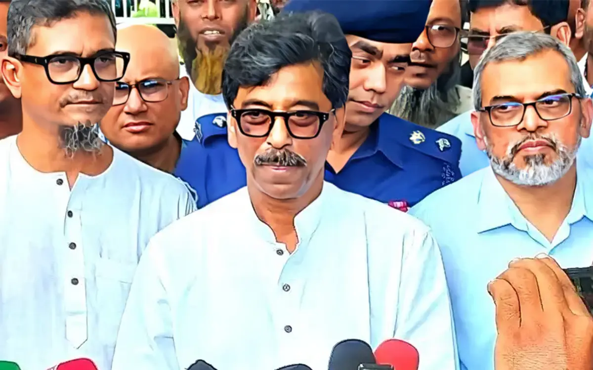 দেশে সারের কোনো সংকট নেই, একটি দুষ্টচক্র মজুতের চেষ্টা করছে: কৃষিমন্ত্রী