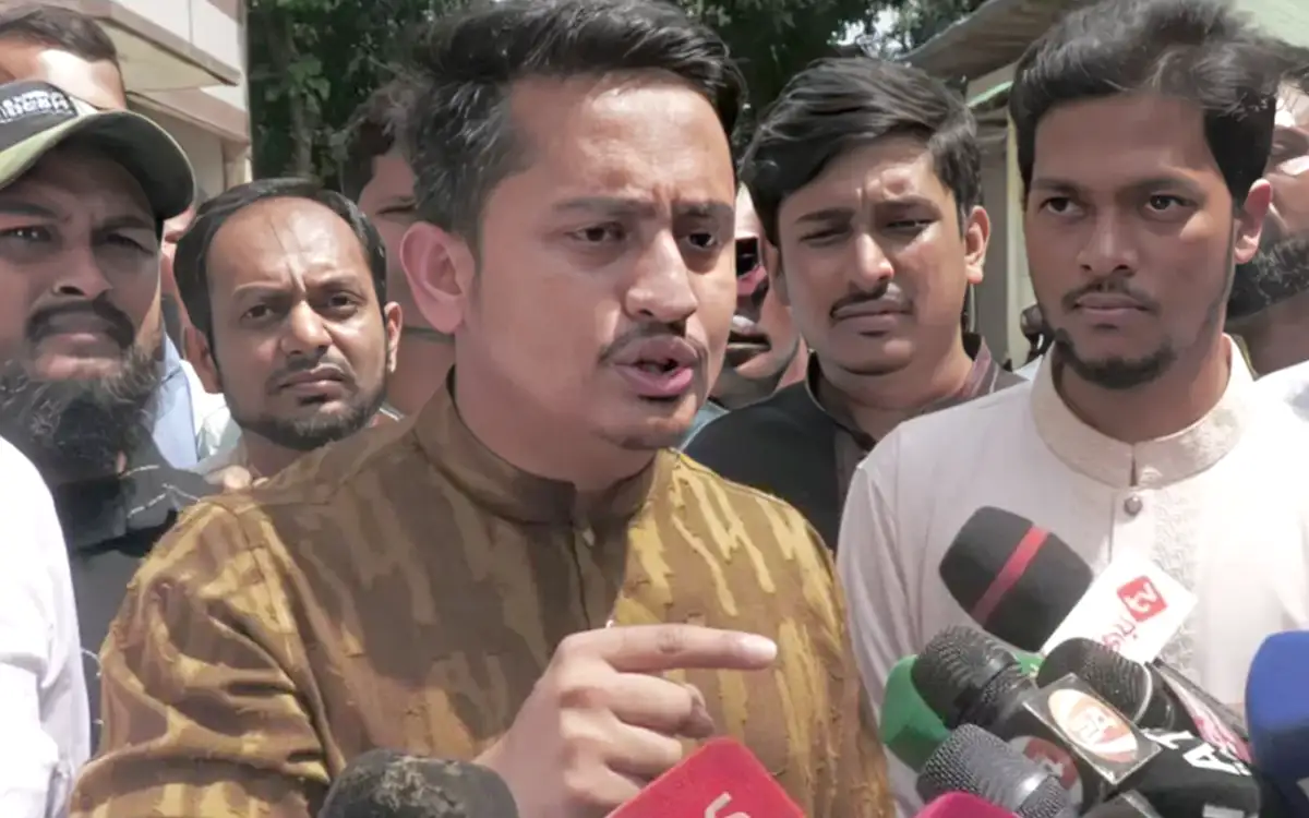আওয়ামী লীগের সঙ্গে বিএনপিকে তুলনা করতে চাই না: সারজিস আলম