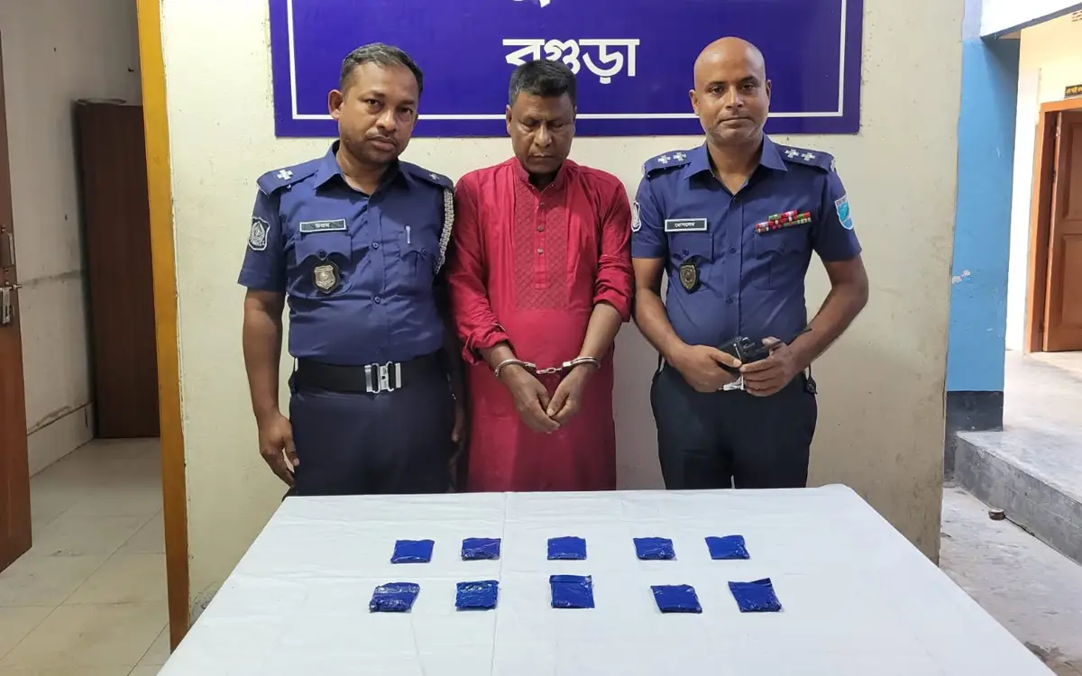 শেরপুরে বাসে মিলল ২ হাজার ইয়াবা