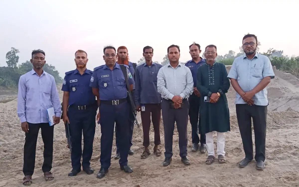 শেরপুরে অবৈধ বালু উত্তোলনের দায়ে ২০ হাজার টাকা জরিমানা