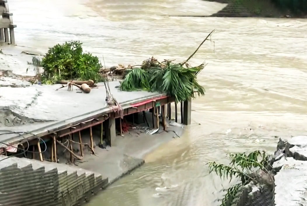 সিকিমের আকস্মিক বন্যায় মৃতের সংখ্যা বেড়ে ১৪, ২২ জন সেনা সহ ১০২ জন নিখোঁজ