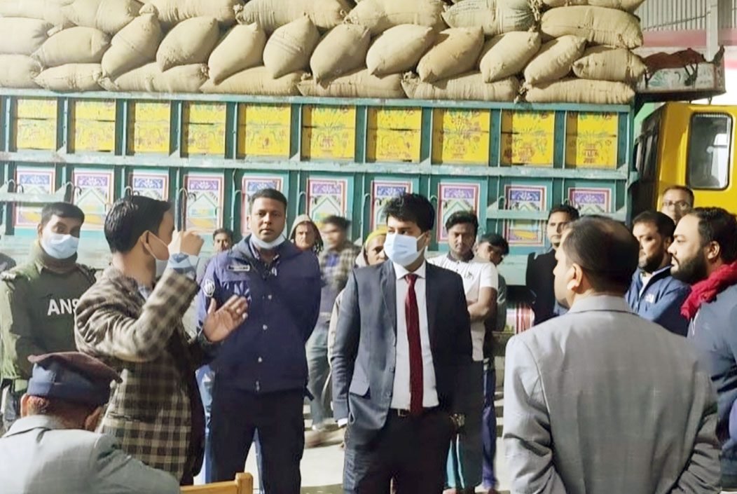 বগুড়ার শেরপুরে ৪ টি অটো রাইস মিলে ২ লক্ষ ৭০ হাজার টাকা জরিমানা