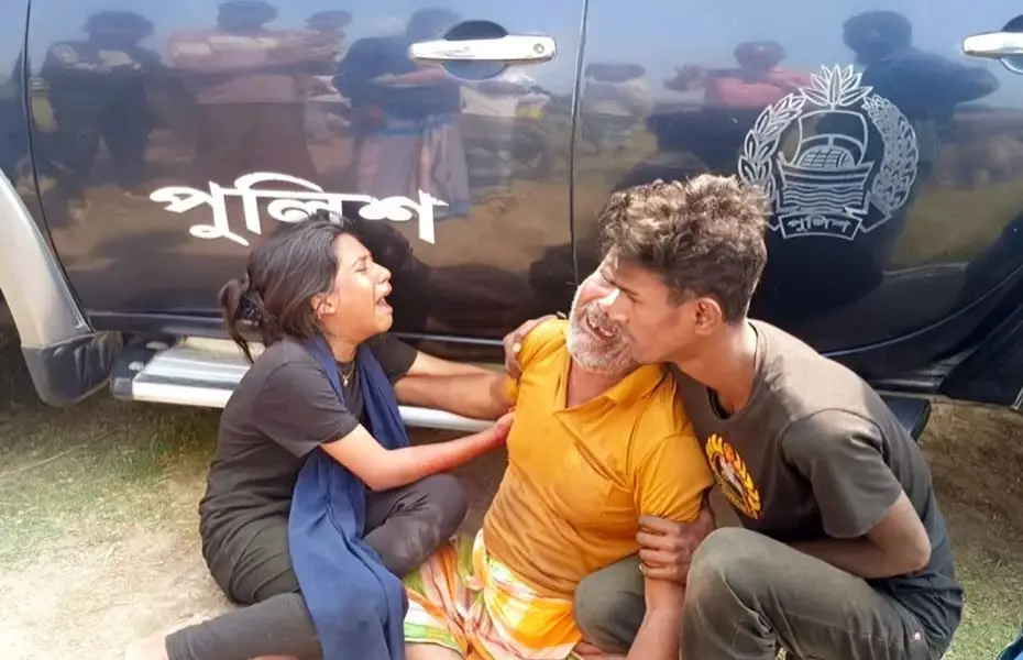 মানিকগঞ্জের সাটুরিয়ায় সড়কের পাশ থেকে নারীর গলাকাটা লাশ ...