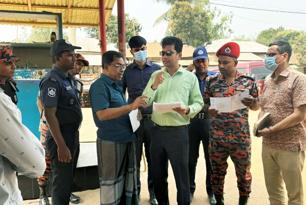অবৈধ সিএনজি ও এলপিজি ফিলিং স্টেশনে মোবাইল কোর্টের অভিযান