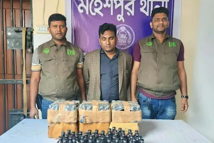 ঝিনাইদহের মহেশপুরে ফেনসিডিলসহ মাদক কারবারি গ্রেফতার