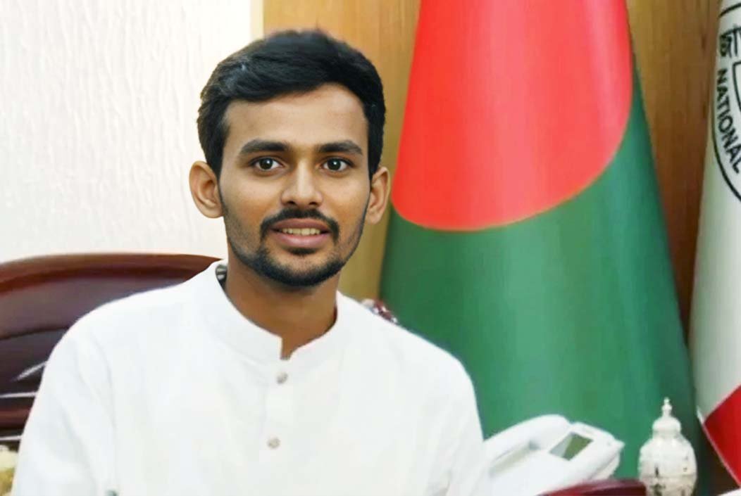 অতি দ্রুত সিন্ডিকেটের দৌরাত্ম্য ভাঙা হবে: উপদেষ্টা আসিফ