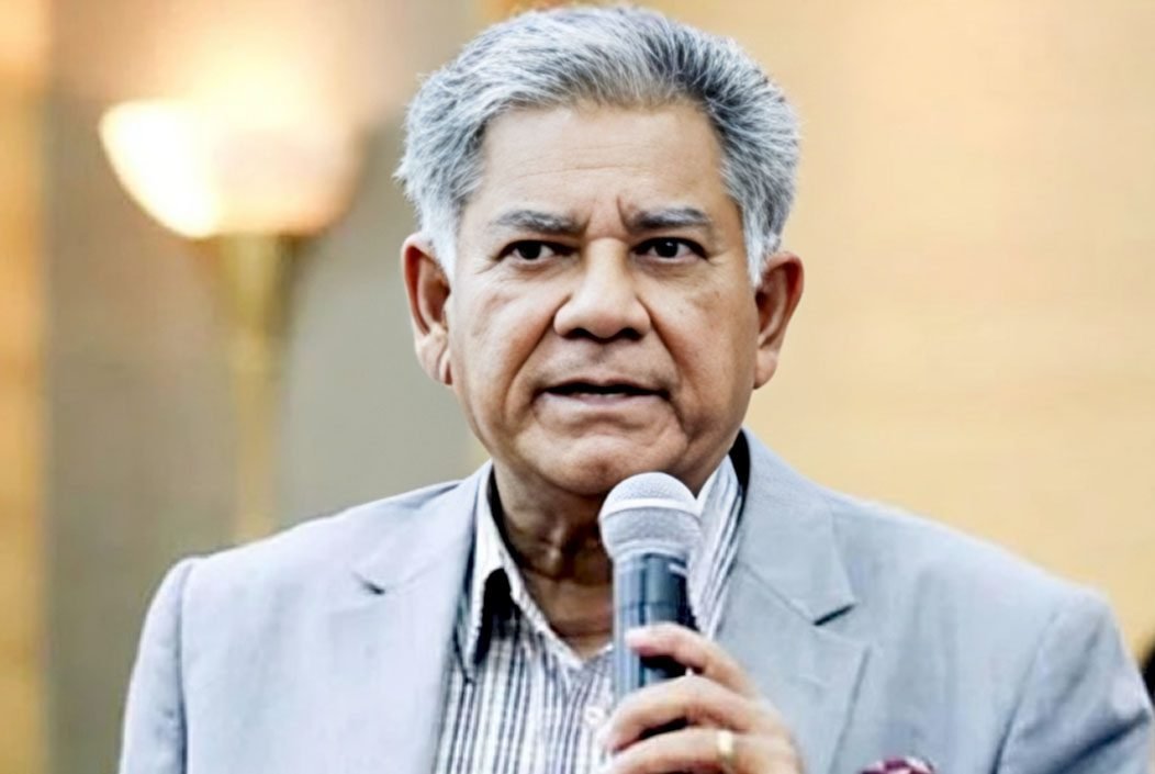 সন্তানদের নিয়ে পলিটিক্স করবেন না: উপদেষ্টা এম শাখাওয়াত