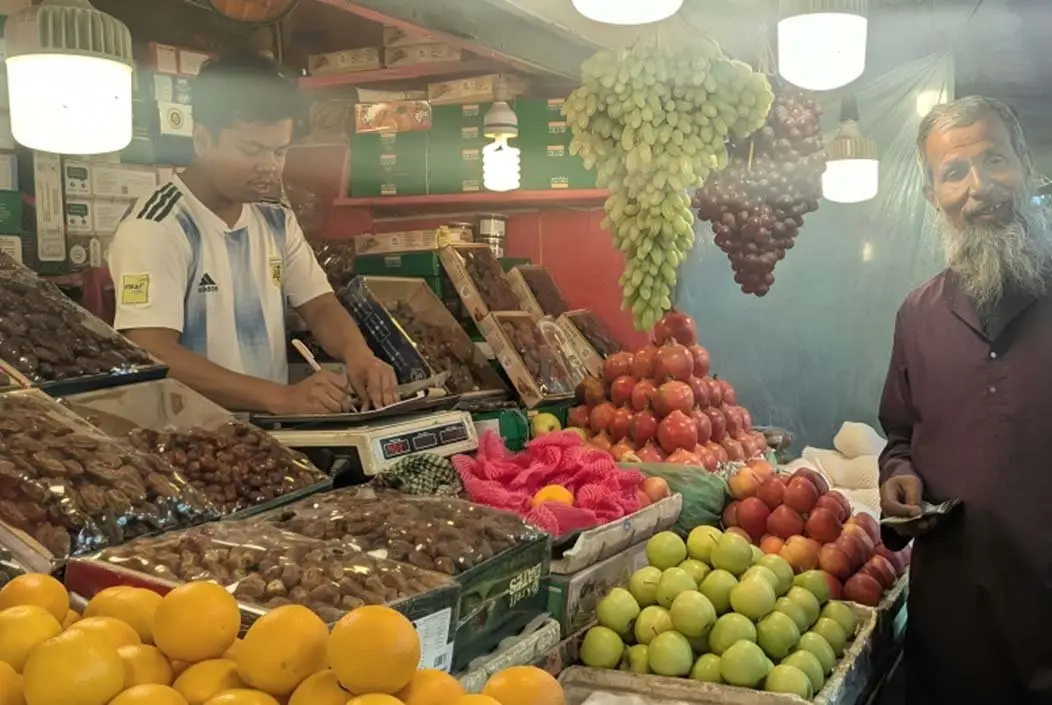 রমজানের শেষেও ফলের বাজার চড়া