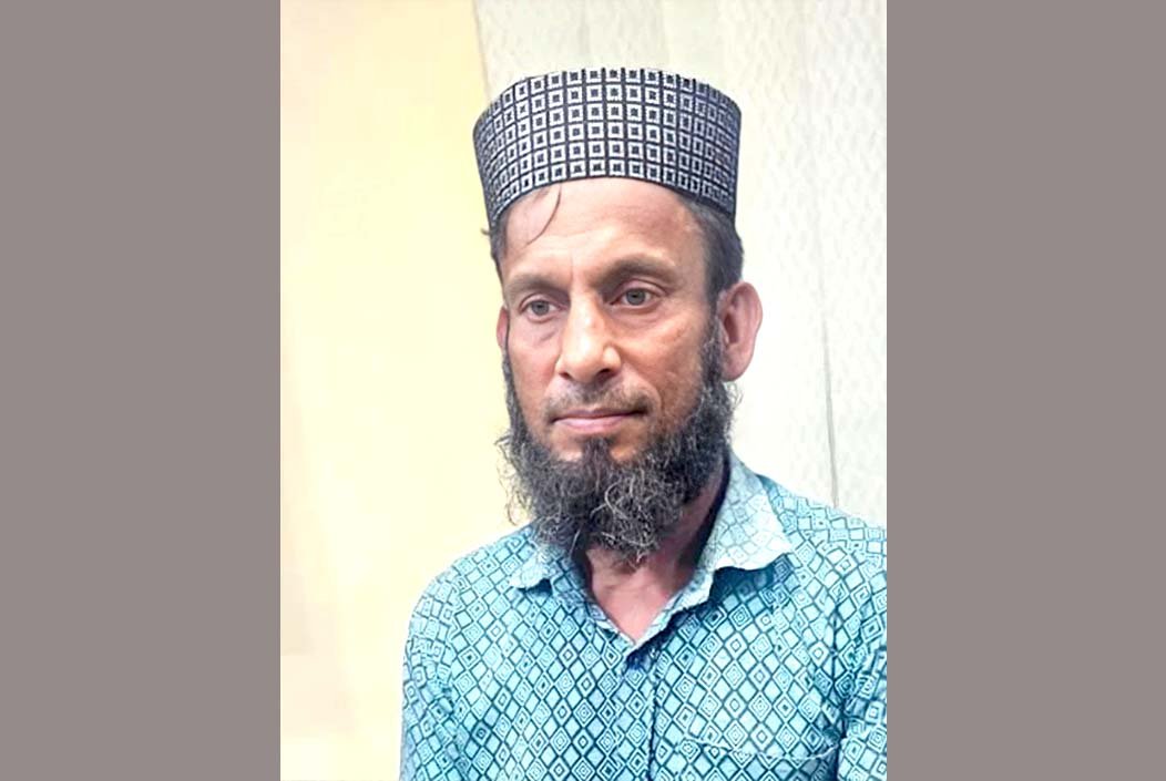 ৬ বছরের শিশুকে ধর্ষণচেষ্টার অভিযোগে কাঠমিস্ত্রি আটক
