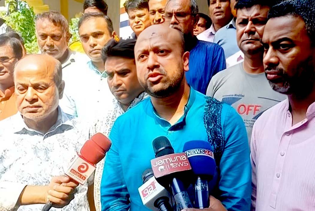 বাংলাদেশের হিন্দুরা এ রাষ্ট্রের আমানত: ব্যারিস্টার ফুয়াদ