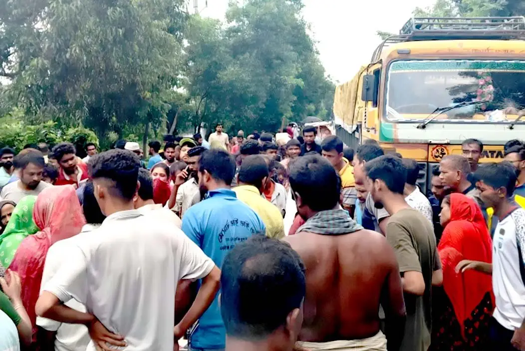 কুষ্টিয়ায় অটোরিকশাচালকের ঝুলন্ত লাশ উদ্ধার, পরিবারের ...