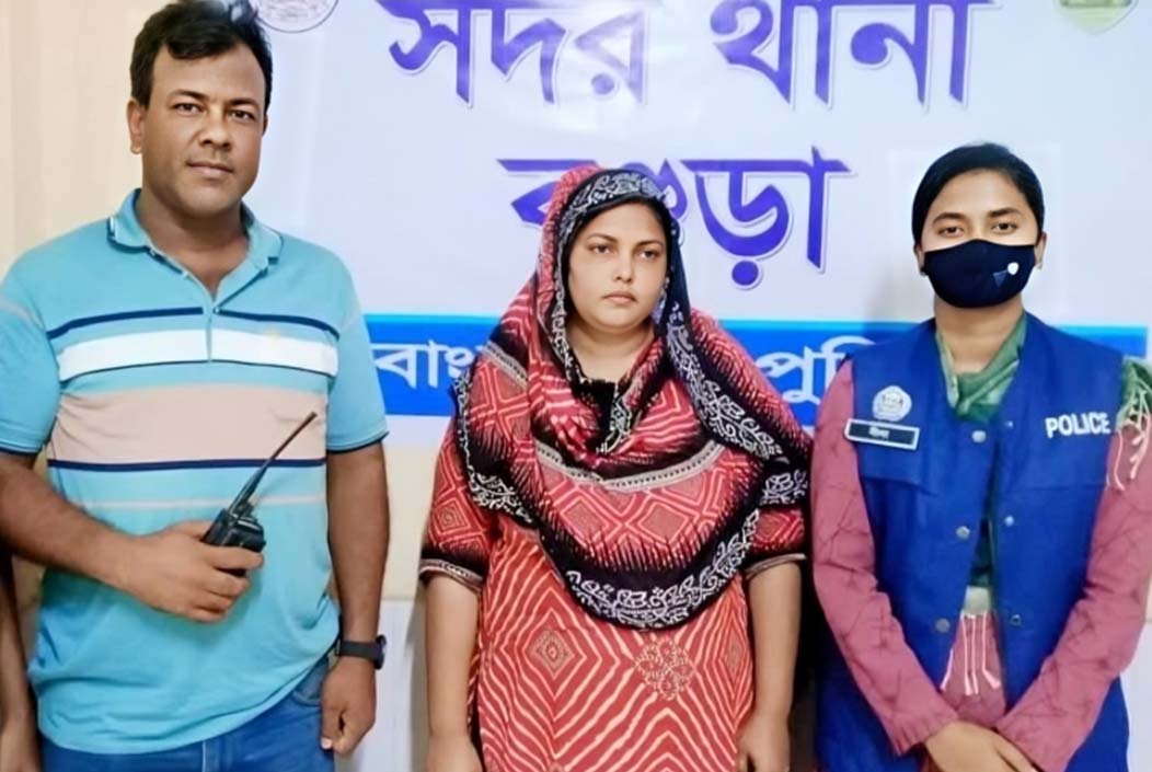 বগুড়ায় ‘মাদকের রানী’ বন্যা গ্রেপ্তার