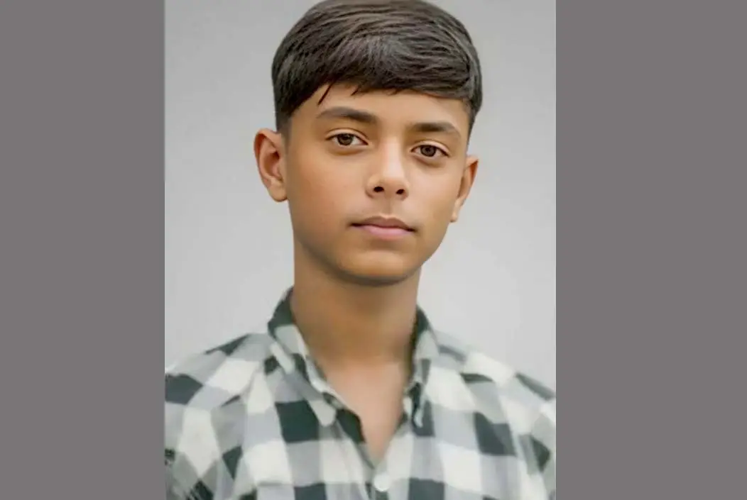 মেলায় ছুরিকাঘাতে স্কুলছাত্রের মৃত্যু
