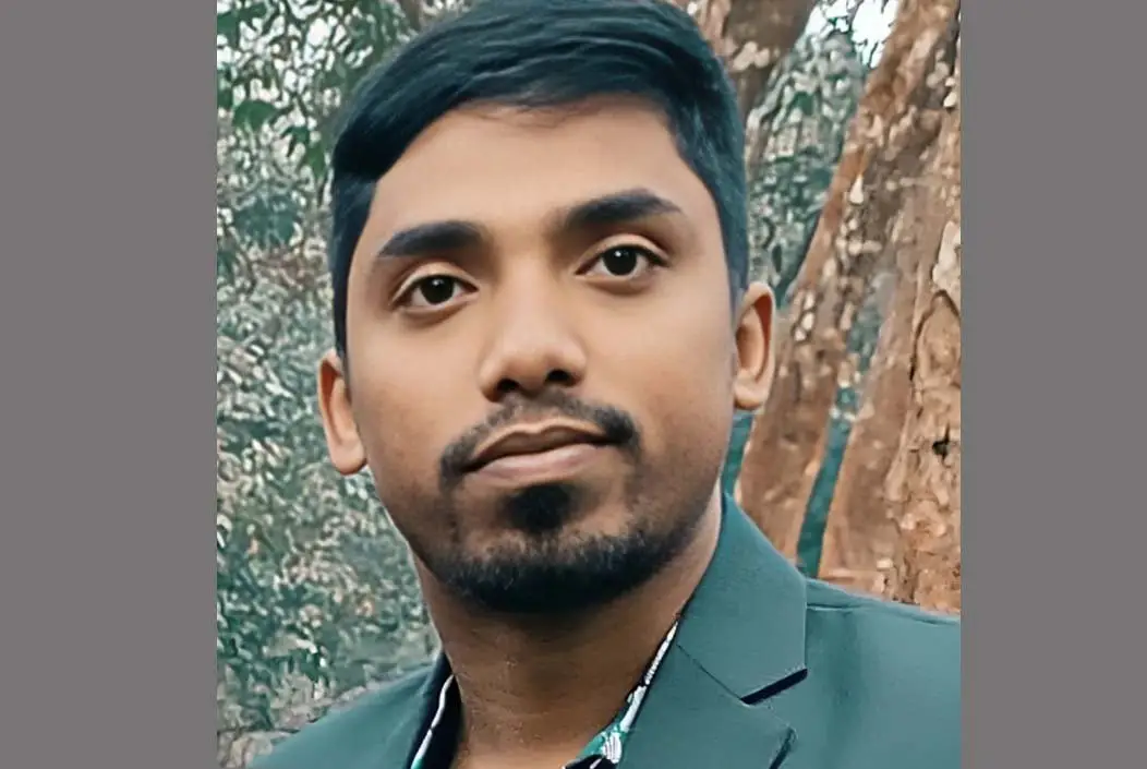 চট্টগ্রামে সড়ক দুর্ঘটনায় প্রাণ গেল নৌবাহিনী সদস্যের