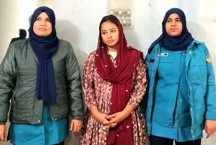 রিমান্ড বাতিল, জুলাই যোদ্ধা সুরভীর জামিন মঞ্জুর