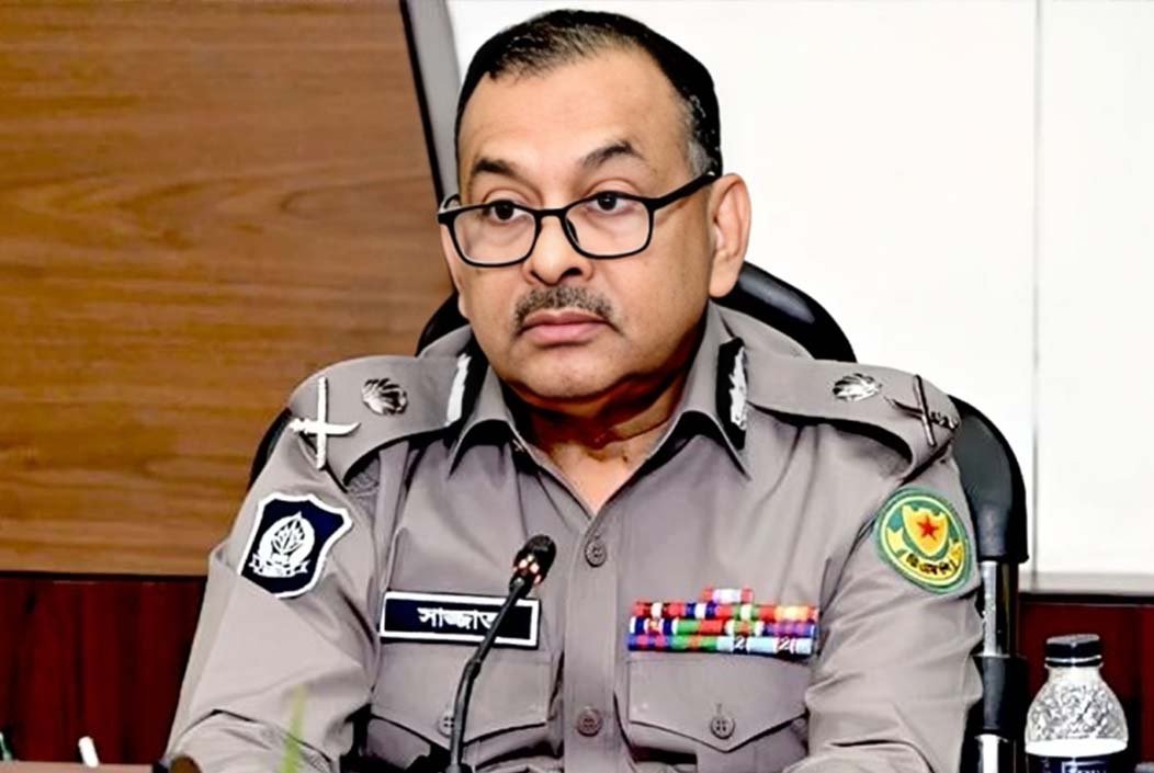 দায়িত্ব থেকে অব্যাহতি চাইলেন ডিএমপি কমিশনার