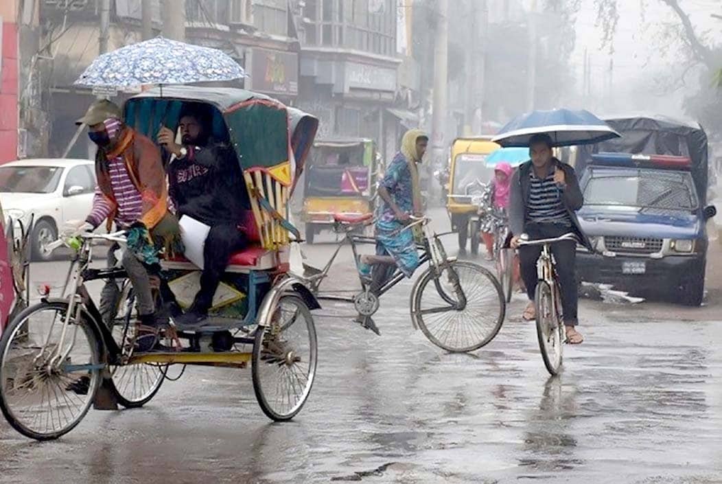 দুপুরের মধ্যে ঢাকায় বজ্রবৃষ্টির আভাস