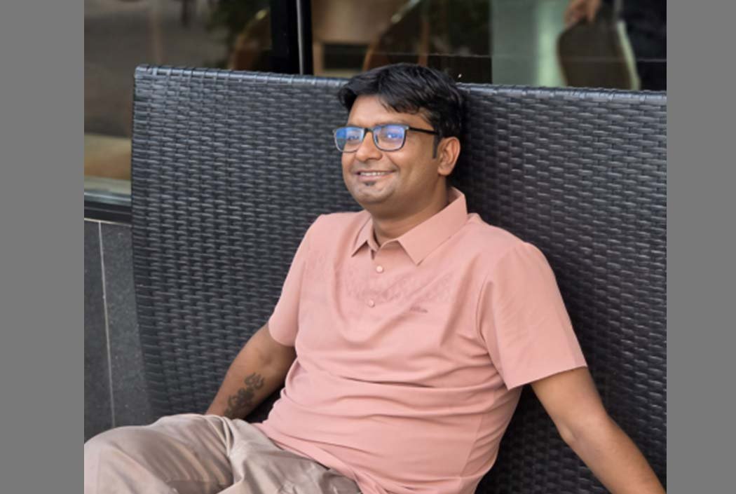 বগুড়ায় ফেসবুকে স্ট্যাটাস দিয়ে ব্যবসায়ীর আত্মহত্যা