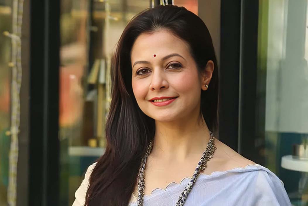 রাজ্যসভা থেকে পদত্যাগ করলেন কোয়েল মল্লিক