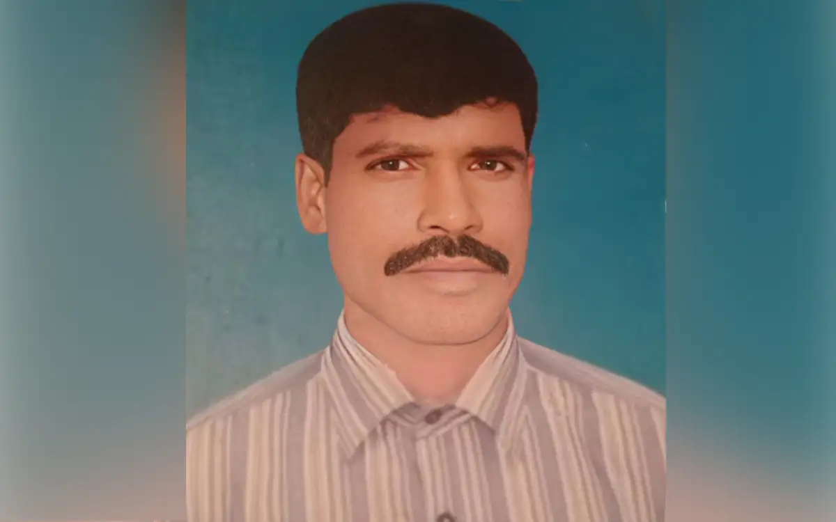 বগুড়ায় সাবেক ইউপি সদস্যকে কুপিয়ে হত্যা