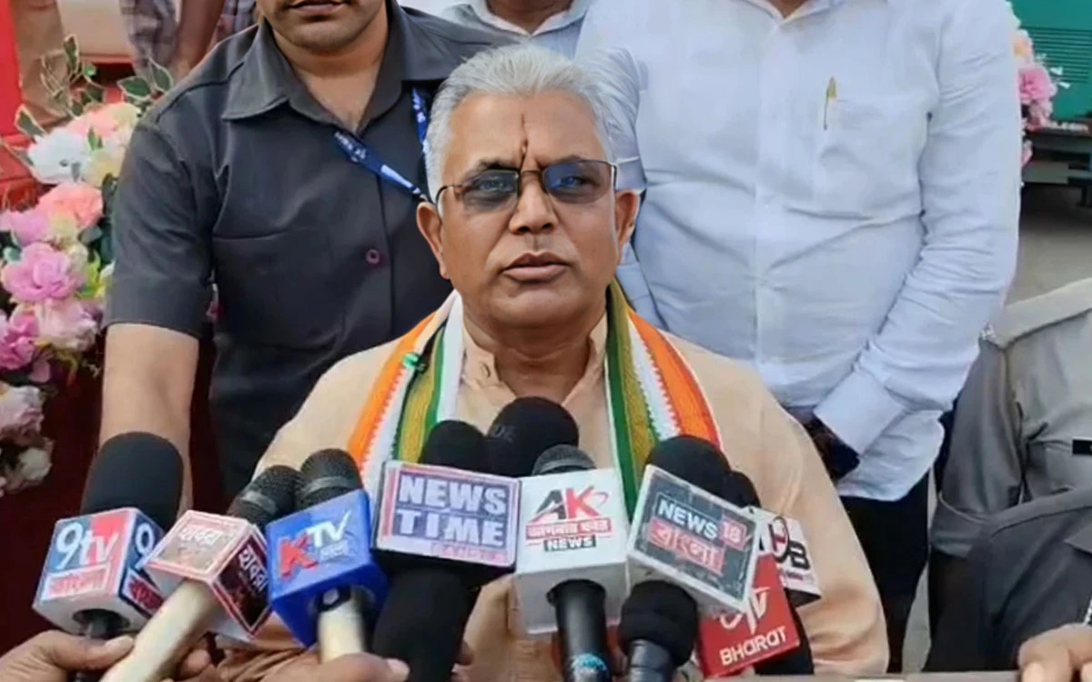 ভারতের আন্দোলনের নেপথ্যে বাংলাদেশ: দাবি দিলীপ ঘোষের