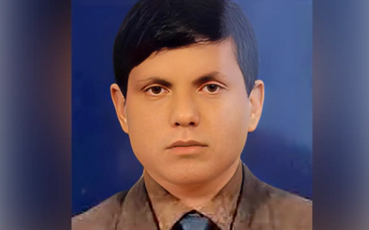 বিদায় সংবর্ধনার দিন চলে গেলেন প্রধান শিক্ষক তপন কুমার সাহা