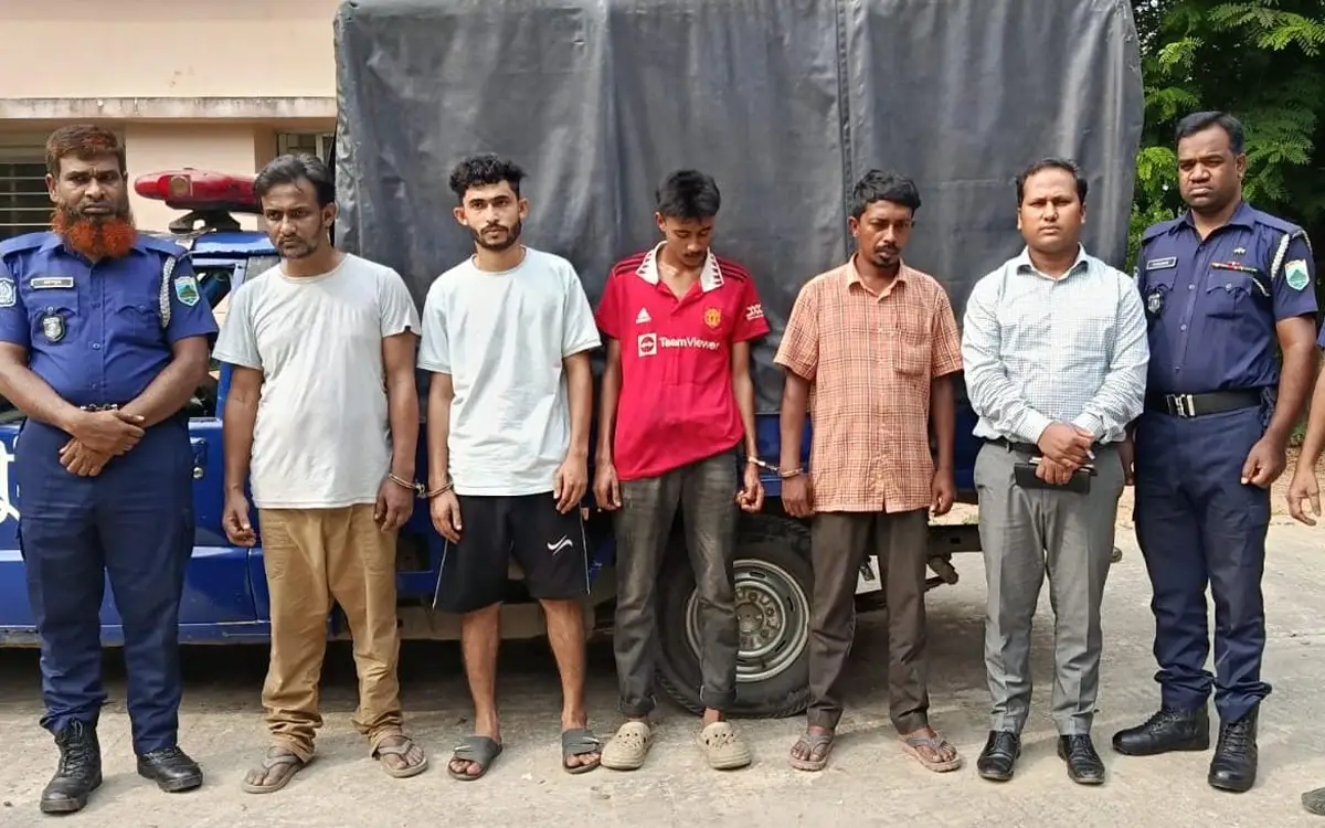 মাদকাসক্ত ছেলেদের বিরুদ্ধে অভিভাবকদের আবেদন, ৪ যুবকের কারাদণ্ড