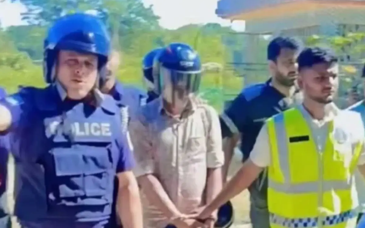 মহানবী (সা.)-কে নিয়ে কটূক্তির অভিযোগ, পুলিশ সদস্য কারাগারে