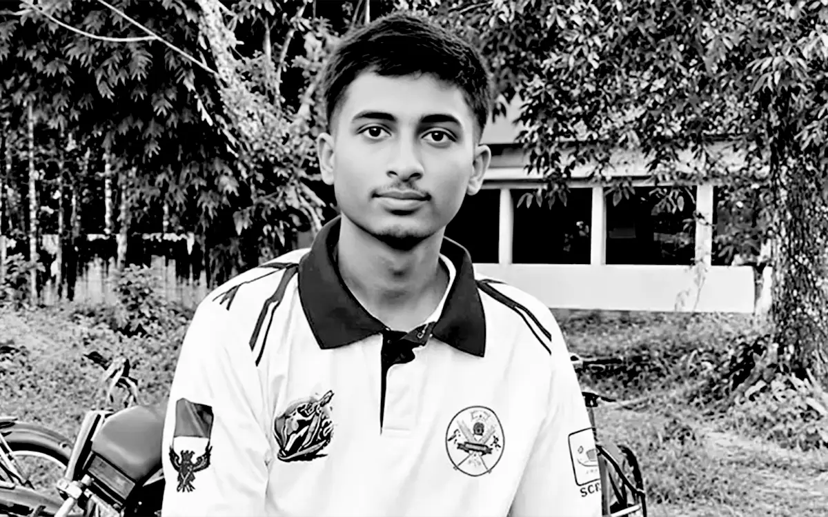 নান্দাইলে ডোবায় মাছ ধরতে গিয়ে বিদ্যুৎস্পৃষ্টে প্রাণ গেল কিশোরের