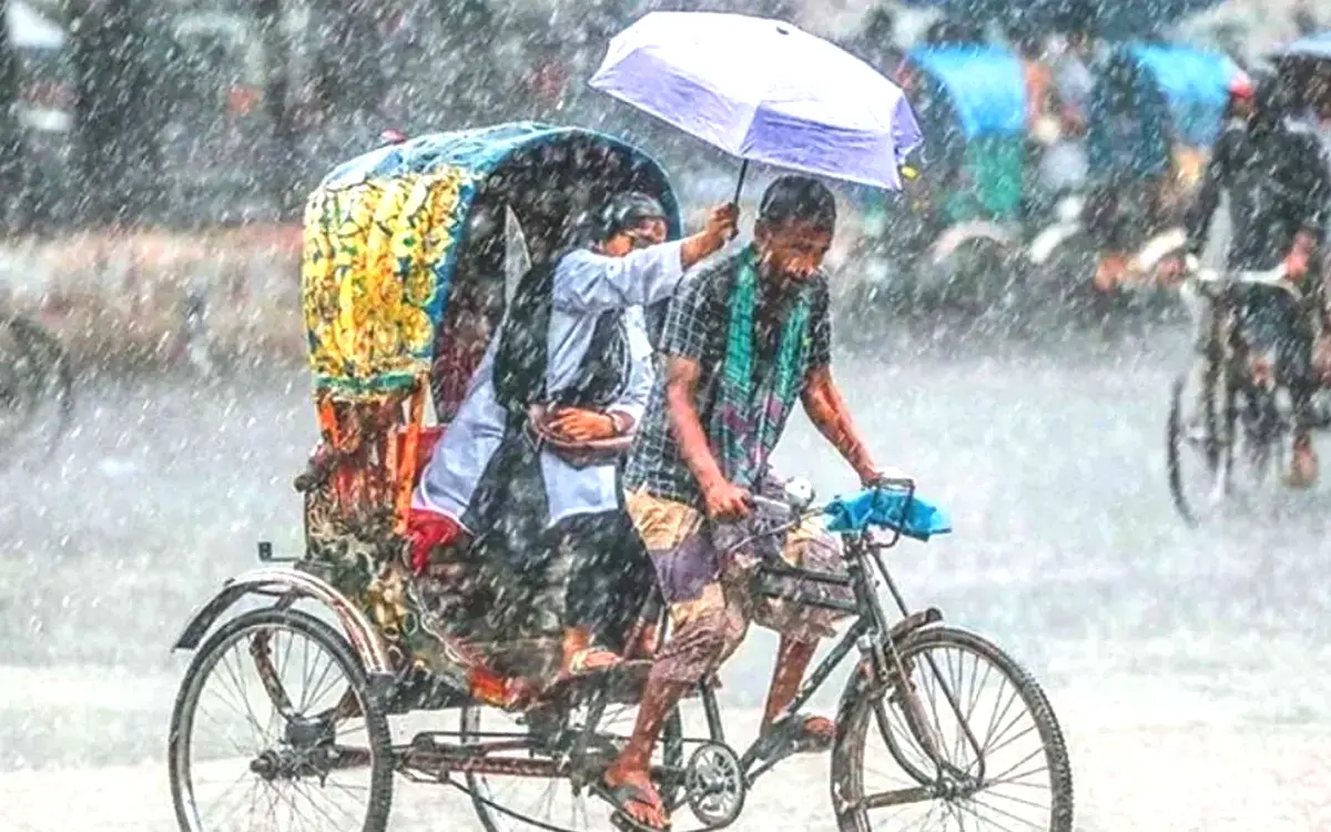 ঢাকাসহ ৮ বিভাগে বজ্রবৃষ্টির পূর্বাভাস, কমতে পারে রাতের তাপমাত্রা