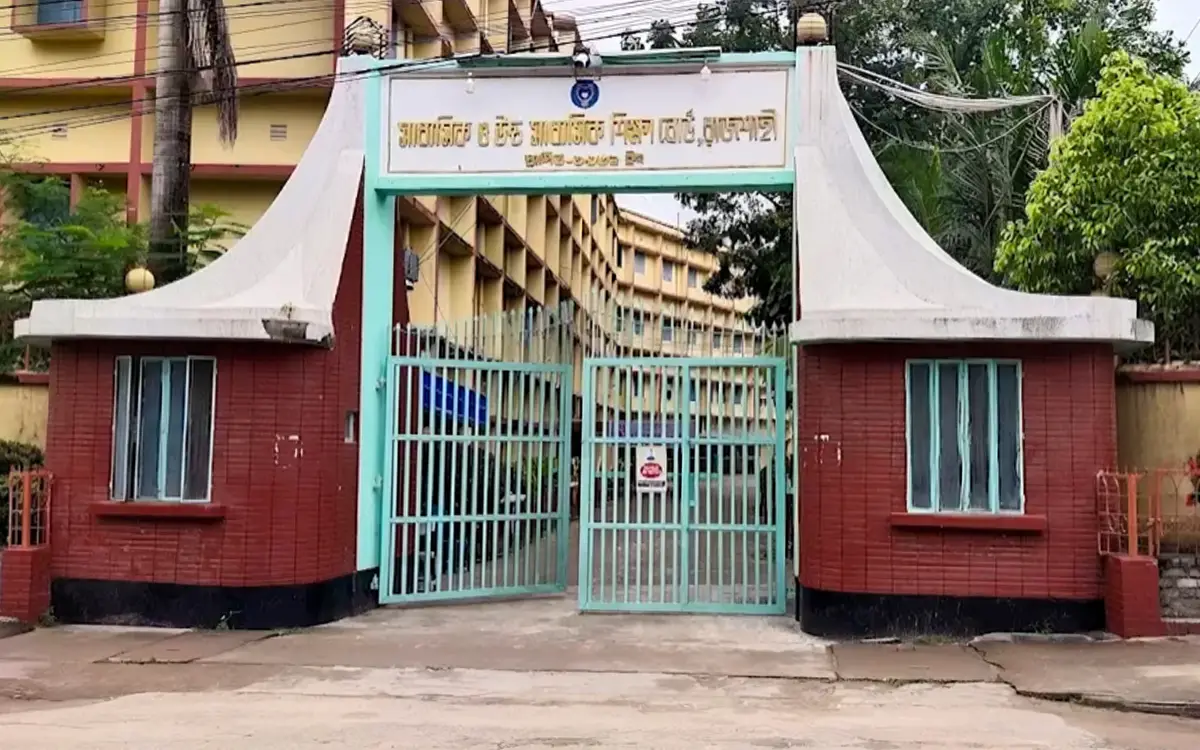 রাজশাহী বোর্ডে পাসের হারে ছাত্রীরা এগিয়ে, জিপিএ-৫ পেয়েছে ৪৫২০ জন