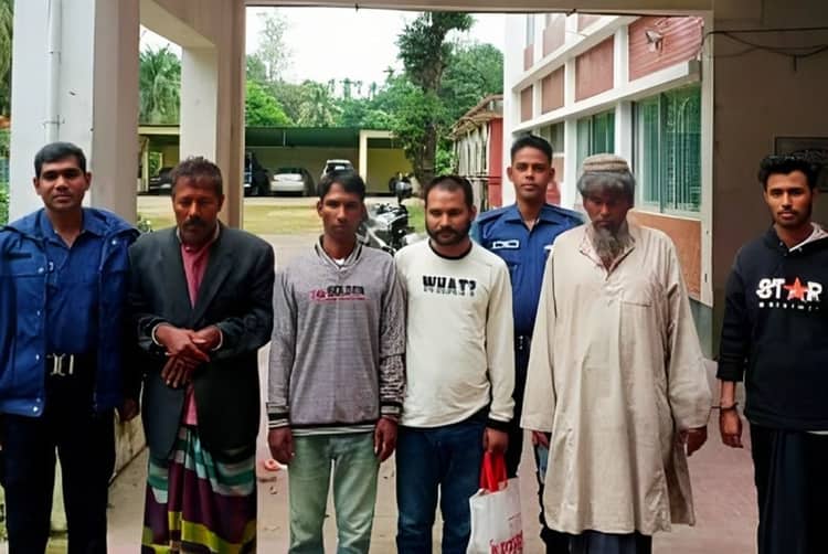 ময়মনসিংহের ফুলপুরে ৫ আসামি আটক
