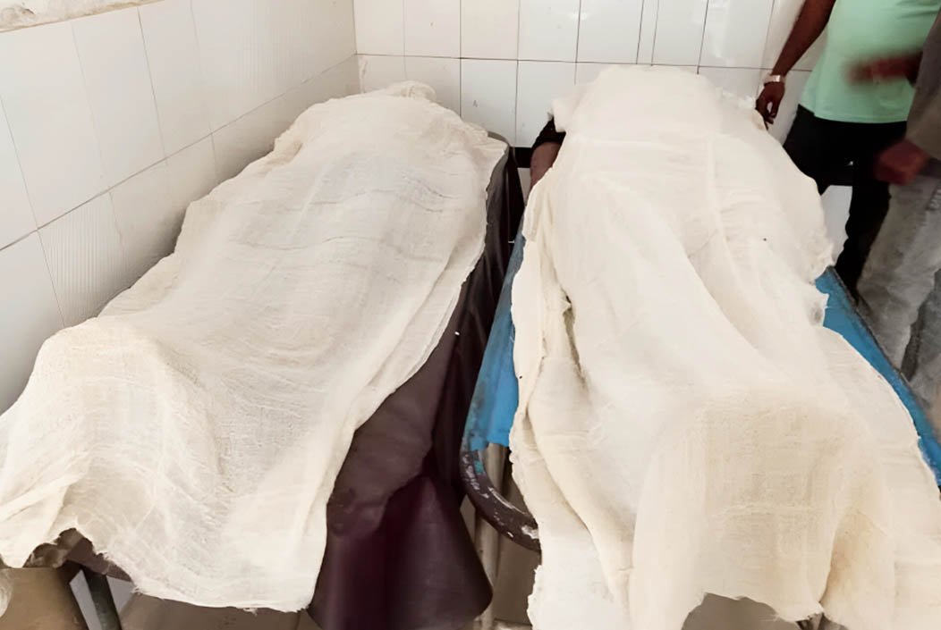 জাতীয় পতাকা উত্তোলন করতে গিয়ে বিদ্যুৎপৃষ্ট হয়ে নিহত ২
