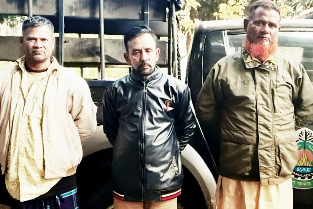 বগুড়ায় র্যাবের অভিযানে শেরপুরের একজন সহ ৩ মাদক ব্যবসায়ী আটক