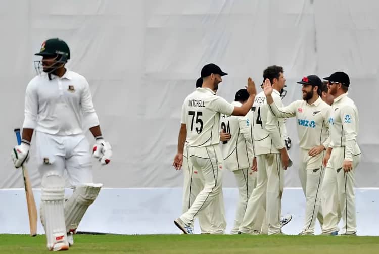 মিরপুর টেস্টে: ৪ উইকেট হারিয়ে চাপে বাংলাদেশ