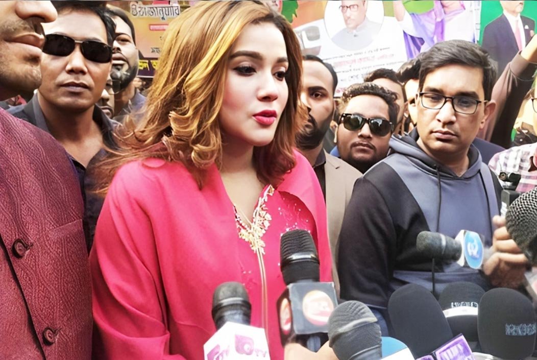 রাজশাহী ১ আসনে এবার আমার ভোট হবে অন্যায়ের বিরুদ্ধে: চিত্রনায়িকা মাহি