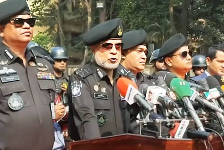ভোটকেন্দ্রে ভোট দেওয়ায় বাধা দিলে কঠোরভাবে দমন করা হবে : র্যাব ডিজি