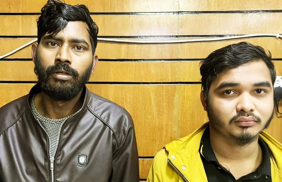রাজধানীর তেজগাঁওয়ে ২ ছিনতাইকারী আটক