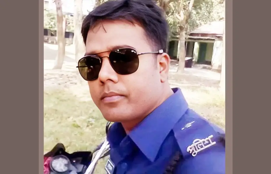 কুষ্টিয়া শহরে স্ত্রী-সন্তানসহ তিনজনকে হত্যার দায়ে পুলিশ...