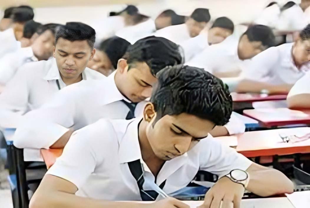 গাইবান্ধার পলাশবাড়ীতে নকলের দায়ে এসএসসি পরীক্ষার্থী বহিষ্কার
