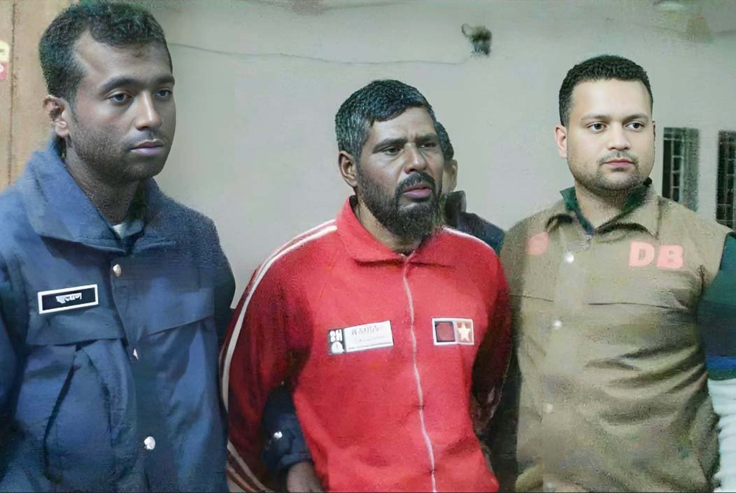 গোপালগঞ্জ সদরে ছোট ভাইয়ের স্ত্রী ও মেয়েকে কুপিয়ে হত্যা, গ্রেফতার ১