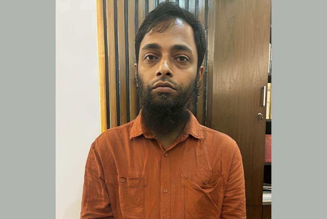 চট্টগ্রামের লালখানে শিশুর পায়ুপথে লোহার শিক ঢুকিয়ে নির্যাতন, আটক ১
