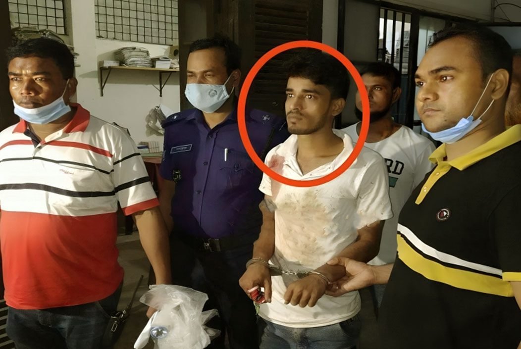 নারায়ণগঞ্জ জেলা কারাগারে পরনের গায়ের চাদর ছিঁড়ে গলায় ফাঁস দিলেন হাজতি