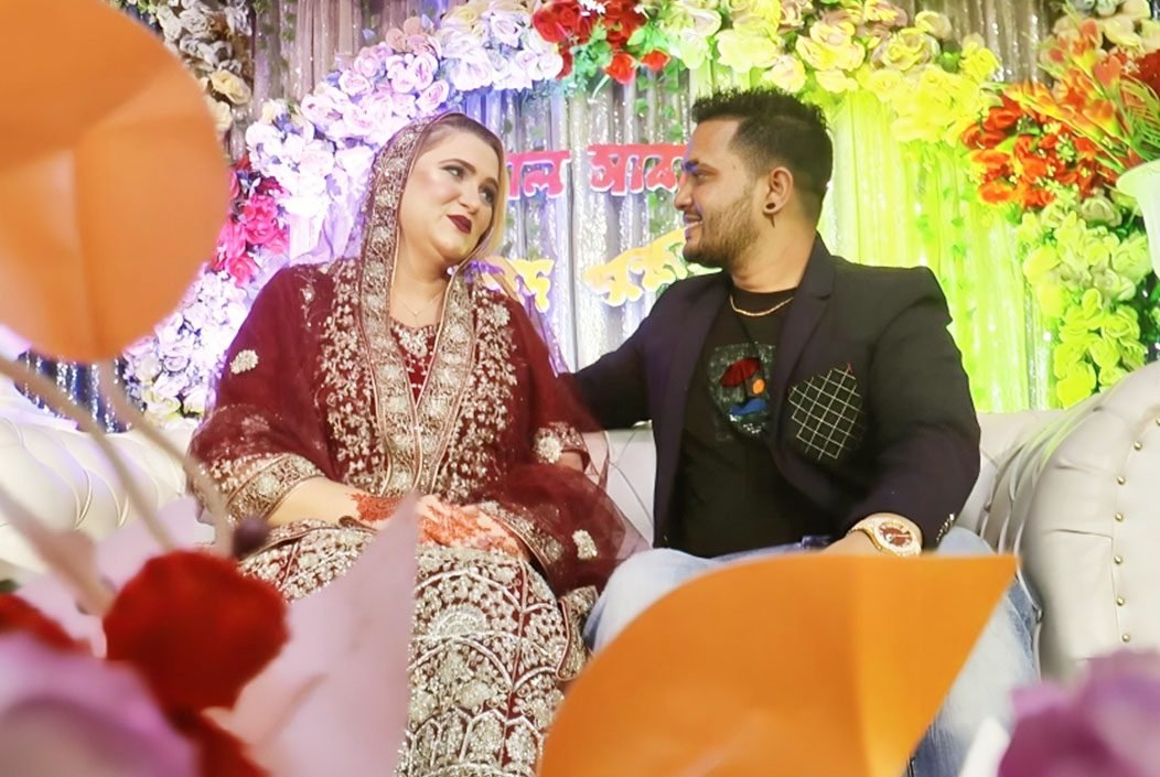 প্রেমের টানে নারায়ণগঞ্জে আফ্রিকার তরুণী