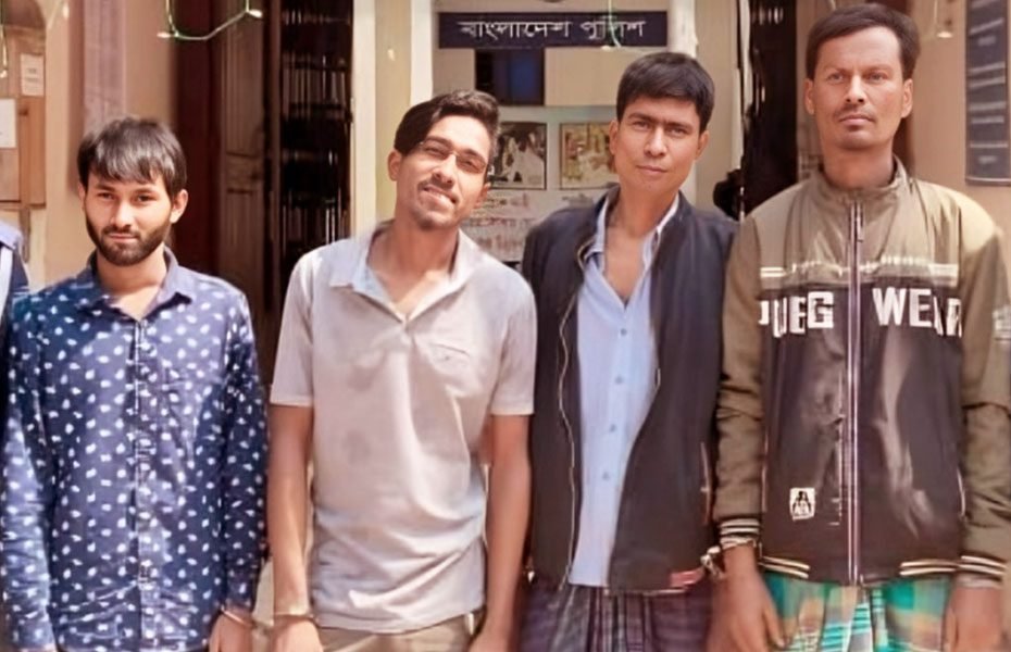 বগুড়ার গাবতলীতে ৪ মাদক কারবারি আটক