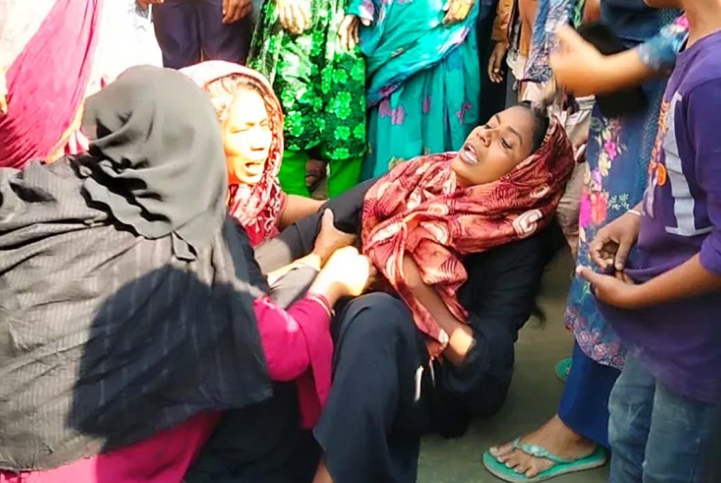 শরীয়তপুরের নড়িয়ায় গলায় ওড়না পেঁচিয়ে স্কুল শিক্ষার্থীর আত্মহত্যা